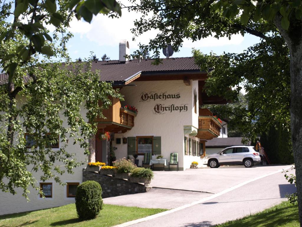 Gaestehaus Christoph Ried im Zillertal Exterior photo
